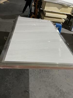 Un bon prix. 2 pouces d'épaisseur Porte de blindage par IRM avec attenuation de 100 dB et fonctionnement électrique pour prévenir les interférences électromagnétiques en ligne